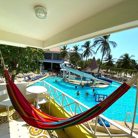 Hotel Las Americas Casa De Playa Cartagène Extérieur photo Hammock on a balcony