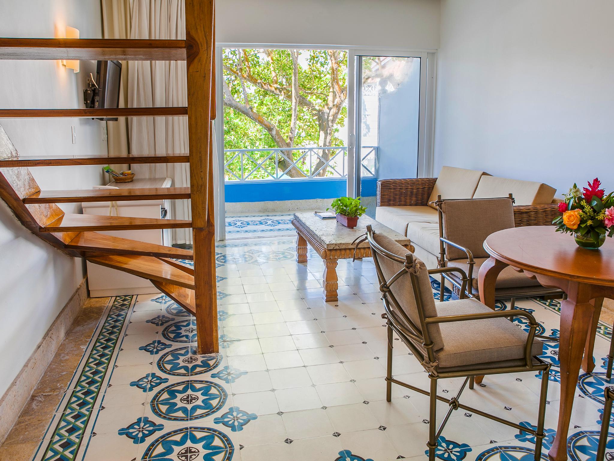 Hotel Las Americas Casa De Playa Cartagène Extérieur photo A suite at the hotel