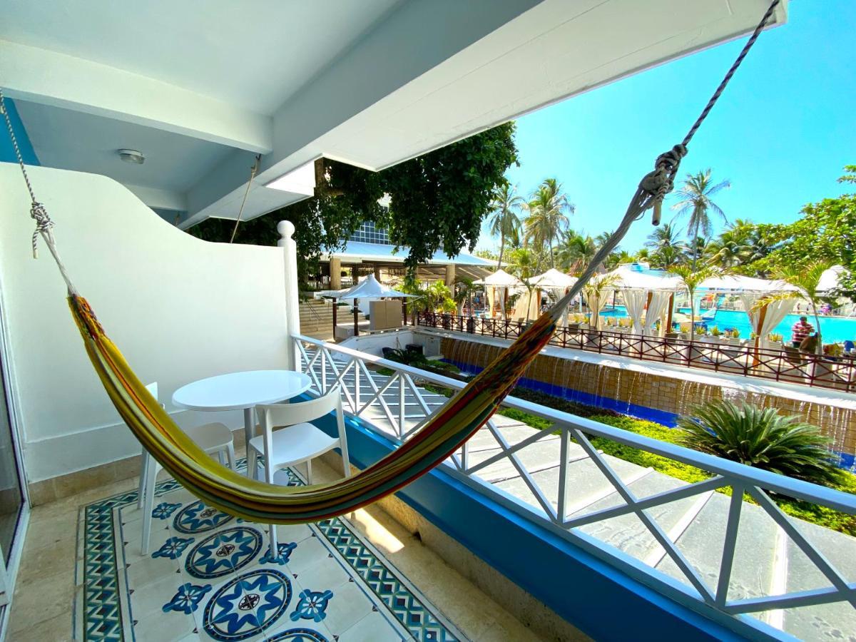 Hotel Las Americas Casa De Playa Cartagène Extérieur photo Hammock on a balcony